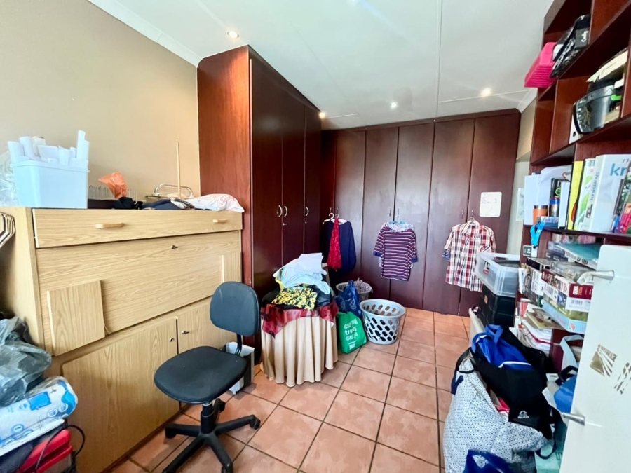 4 Bedroom Property for Sale in Protea Park North West